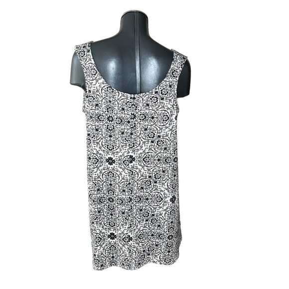 NWT PIPHANY IBIZA Sleeveless Black White Floral Tunic Tank Top Women's Size XL - Picture 3 of 16